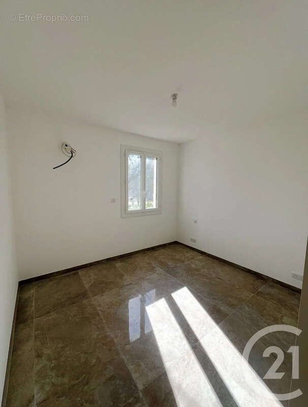 Maison 81 m² à Aleria  - photo 8
