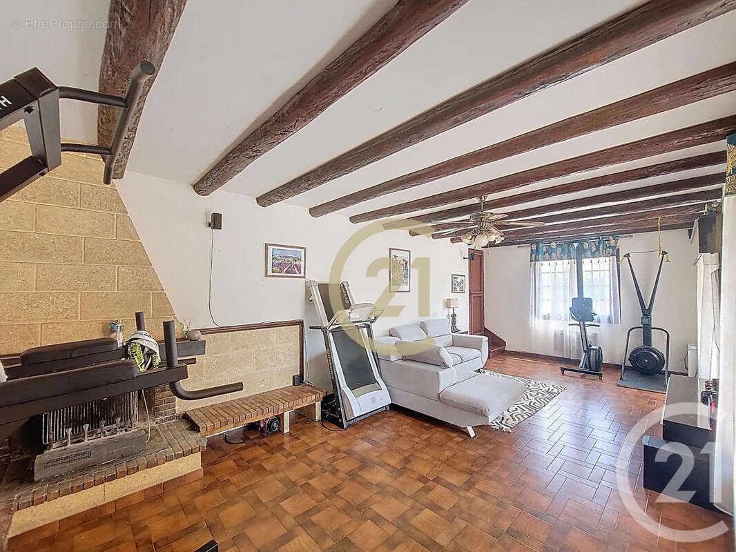 Maison à COMPS