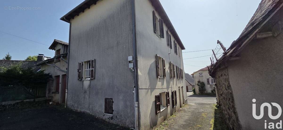 Photo 4 - Maison à SAINT-SANTIN-CANTALES
