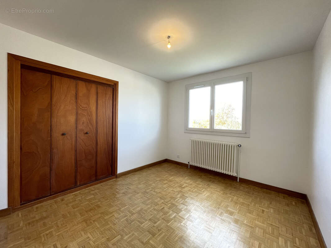 Maison à CONFOLENS