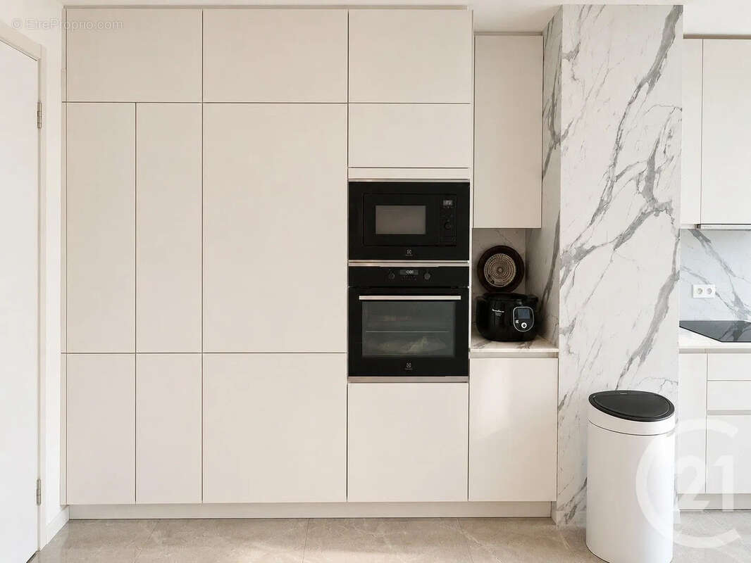 Appartement à ROQUEBRUNE-CAP-MARTIN