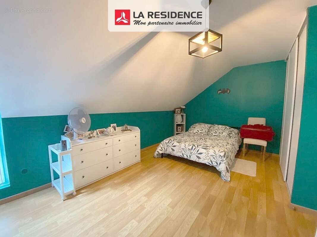 Maison à MONTIGNY-LES-CORMEILLES