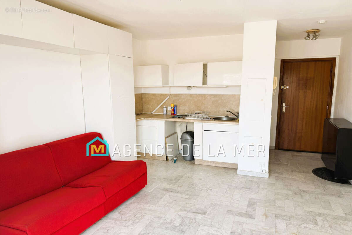 Appartement à MANDELIEU-LA-NAPOULE