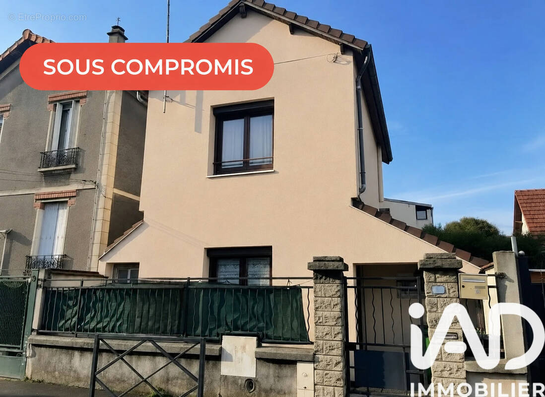 Photo 1 - Maison à LES PAVILLONS-SOUS-BOIS