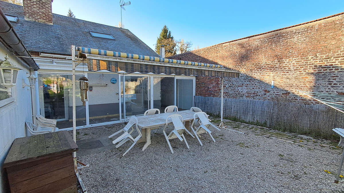 Maison à LESDINS