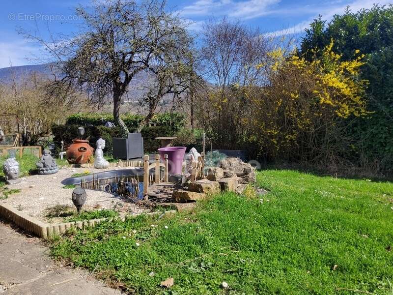 Maison à BELLEGARDE-SUR-VALSERINE