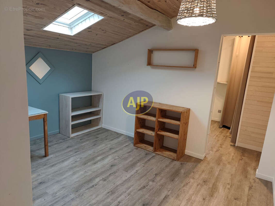 Maison à GRAYAN-ET-L'HOPITAL