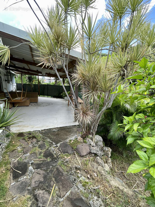Magnifique propriete t5 + appartement t2 avec piscine vue mer centre du gosier - photo 43