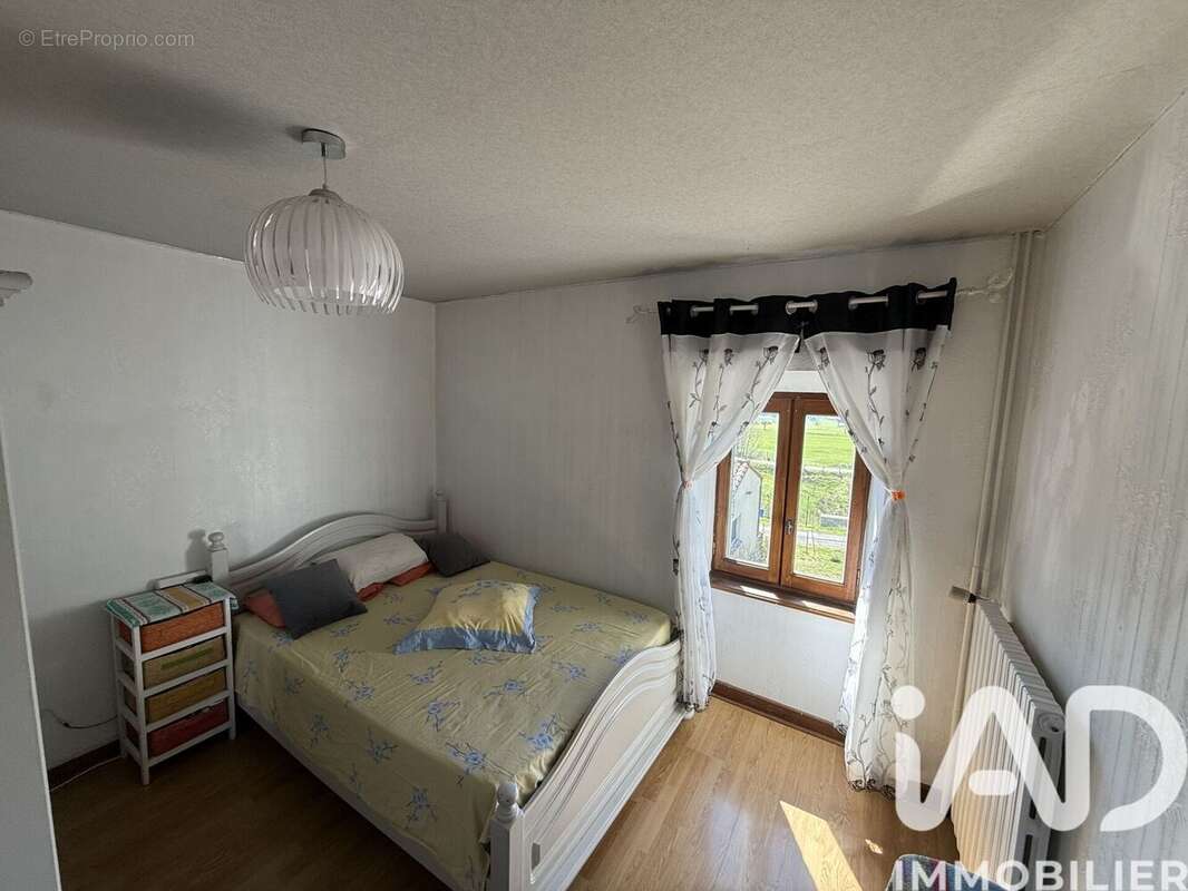 Maison 123 m² à Venteuges  - photo 8
