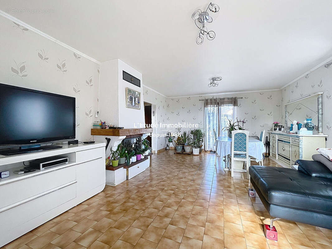 Maison à RILLIEUX-LA-PAPE