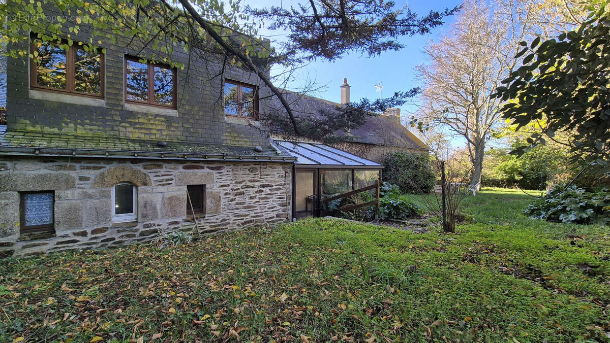 Maison à CLOHARS-CARNOET