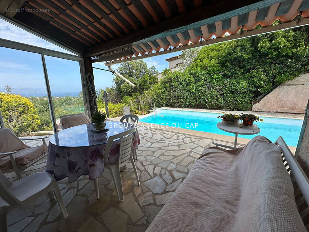 Maison à LES ISSAMBRES