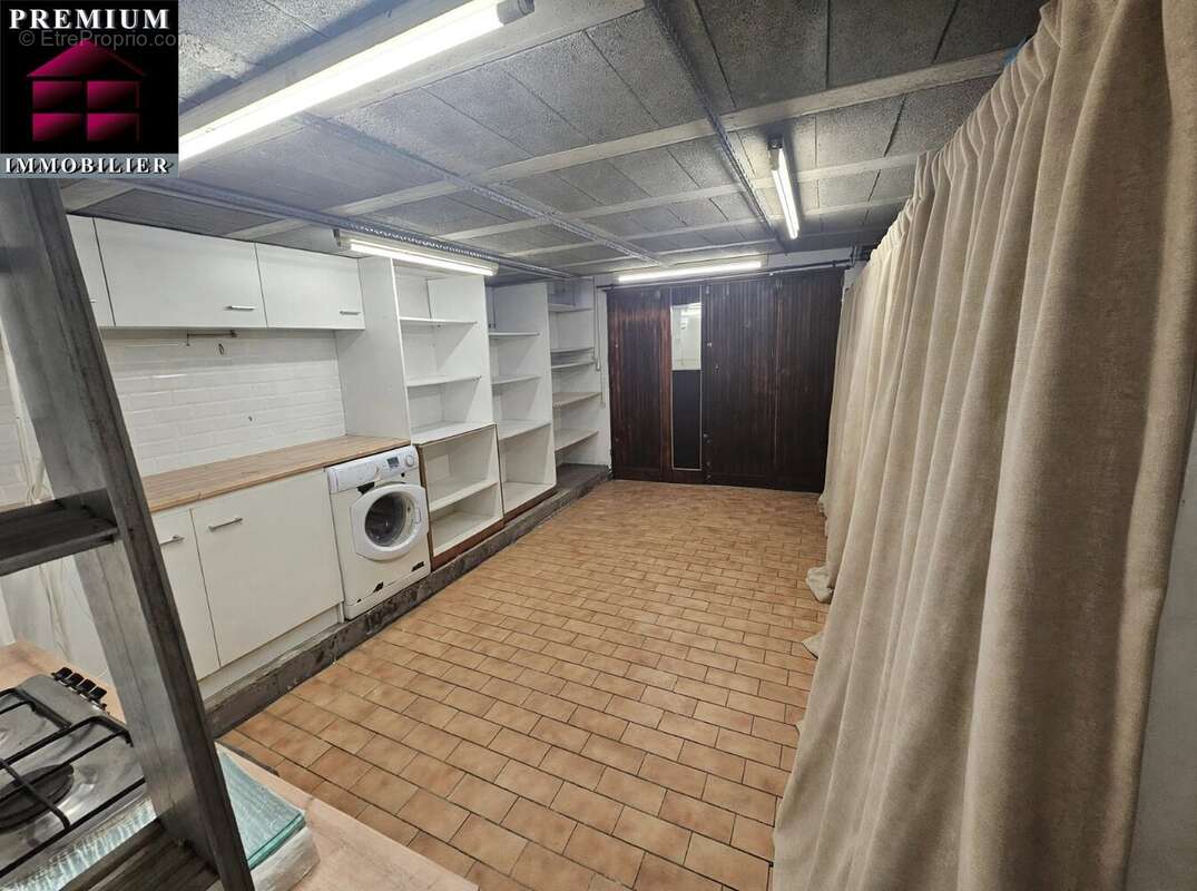 Maison traditionnelle 3 faces  130 m² habitables  Quartier recherché de BAHO - photo 15
