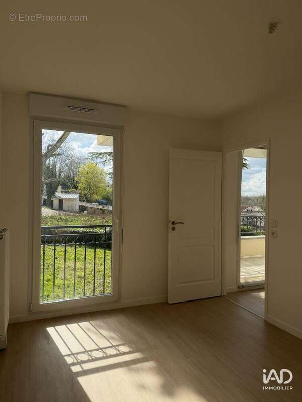 Photo 2 - Appartement à SAINT-PIERRE-DU-PERRAY