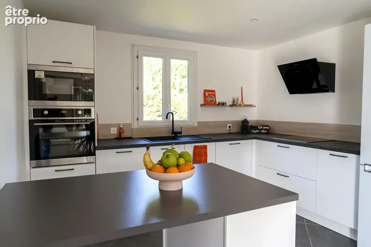 Garéoult Maison 5 pièces avec piscine au calme et proche des commodités - photo 5