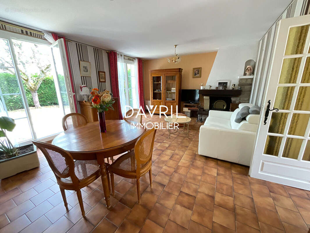 Exclusivité * belle affaire - secteur très agréable * beau jardin * - photo 3