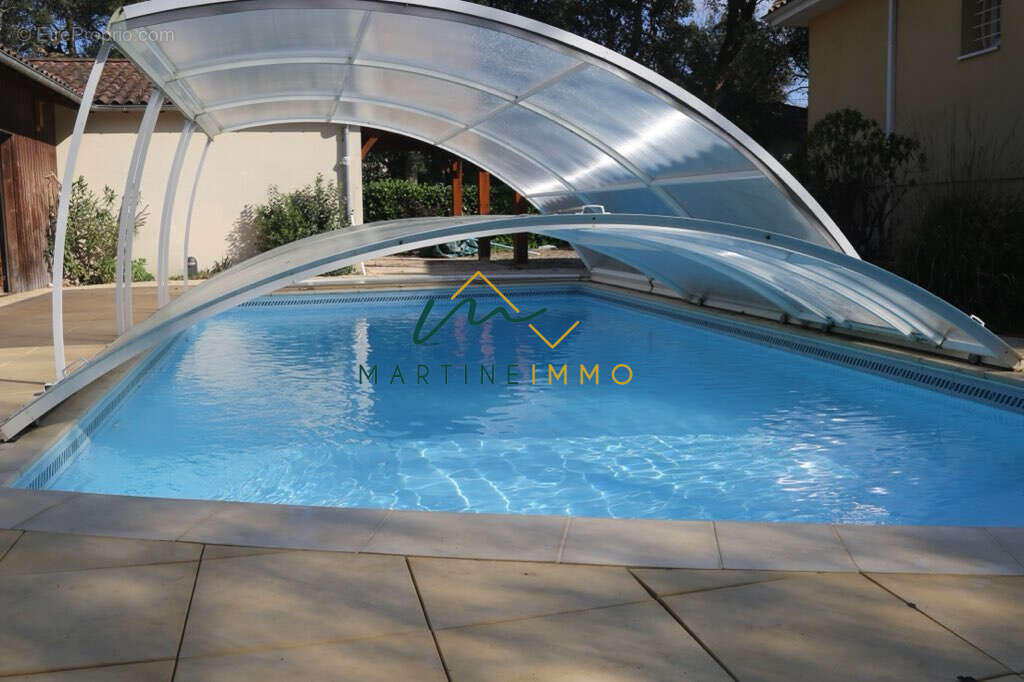 Maison à FOURQUES-SUR-GARONNE