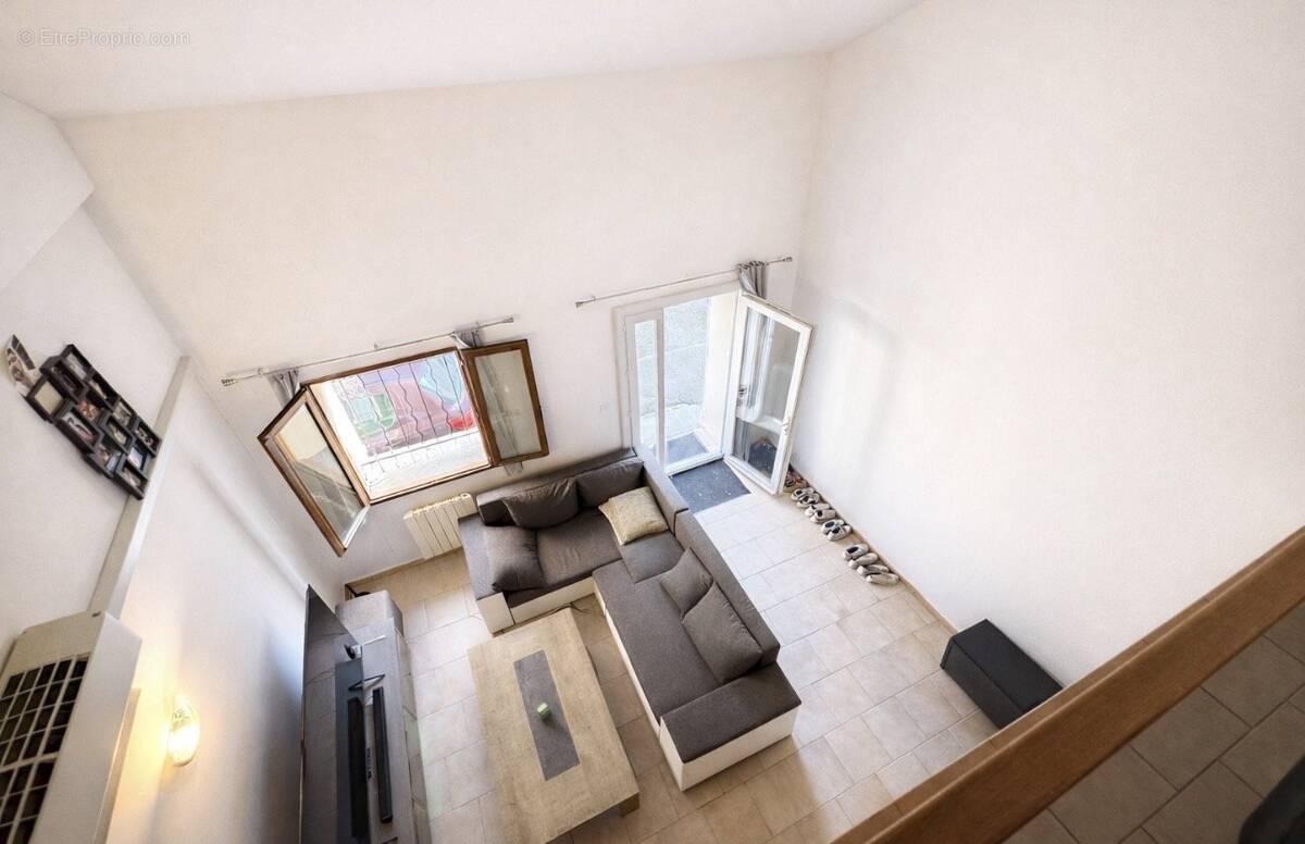 Appartement à CHATEAURENARD
