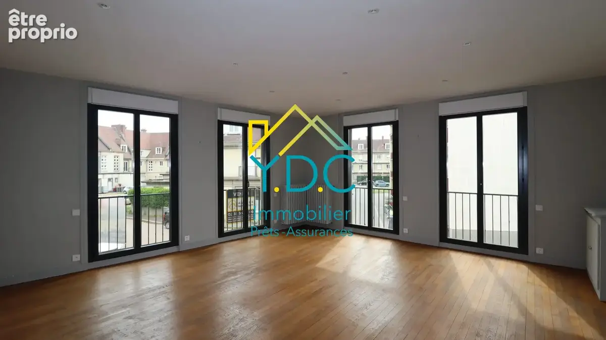 Appartement 5 pièces 187 m² à vendre à Yvetot (76190) - photo 2