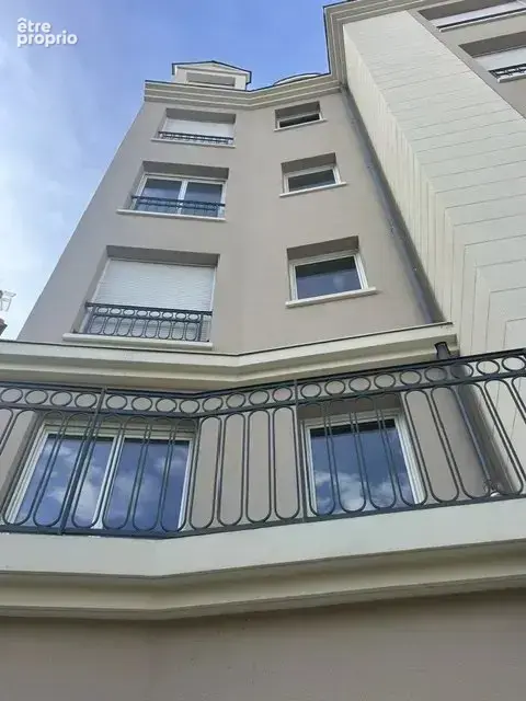 2 pièces 51 m² en RDJ avec terrasse et parking. - photo 2