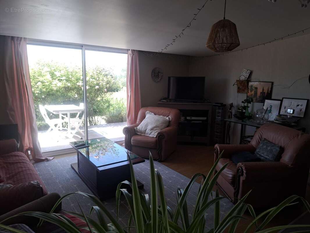 Maison 250 m² à Rancy  - photo 7