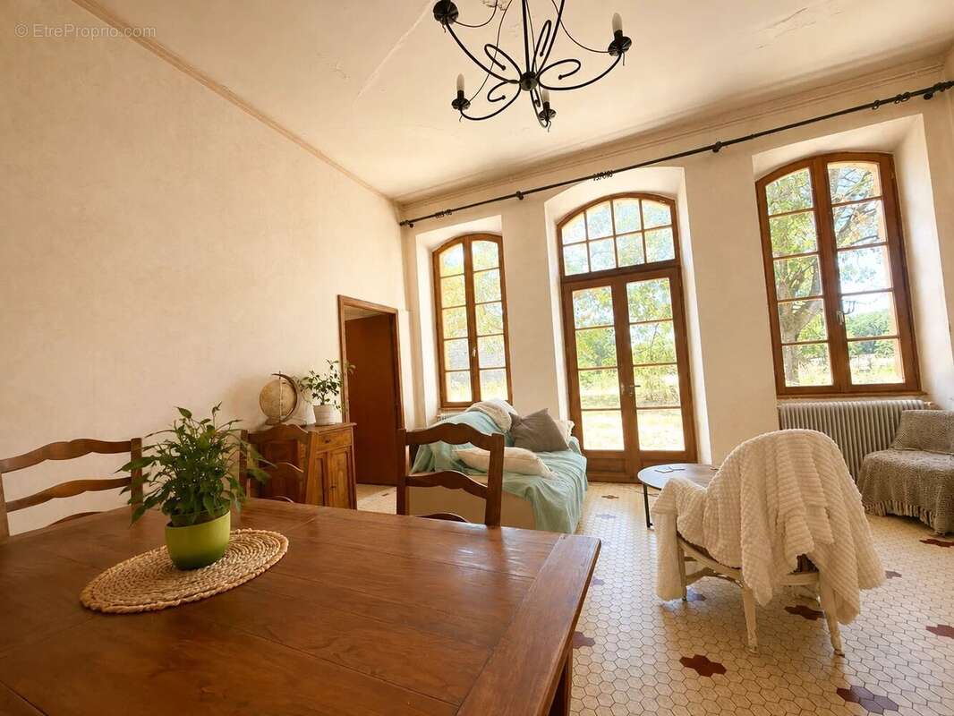 Propriété de caractère en pierres – Domaine équestre sur près de 6 hectares - photo 10