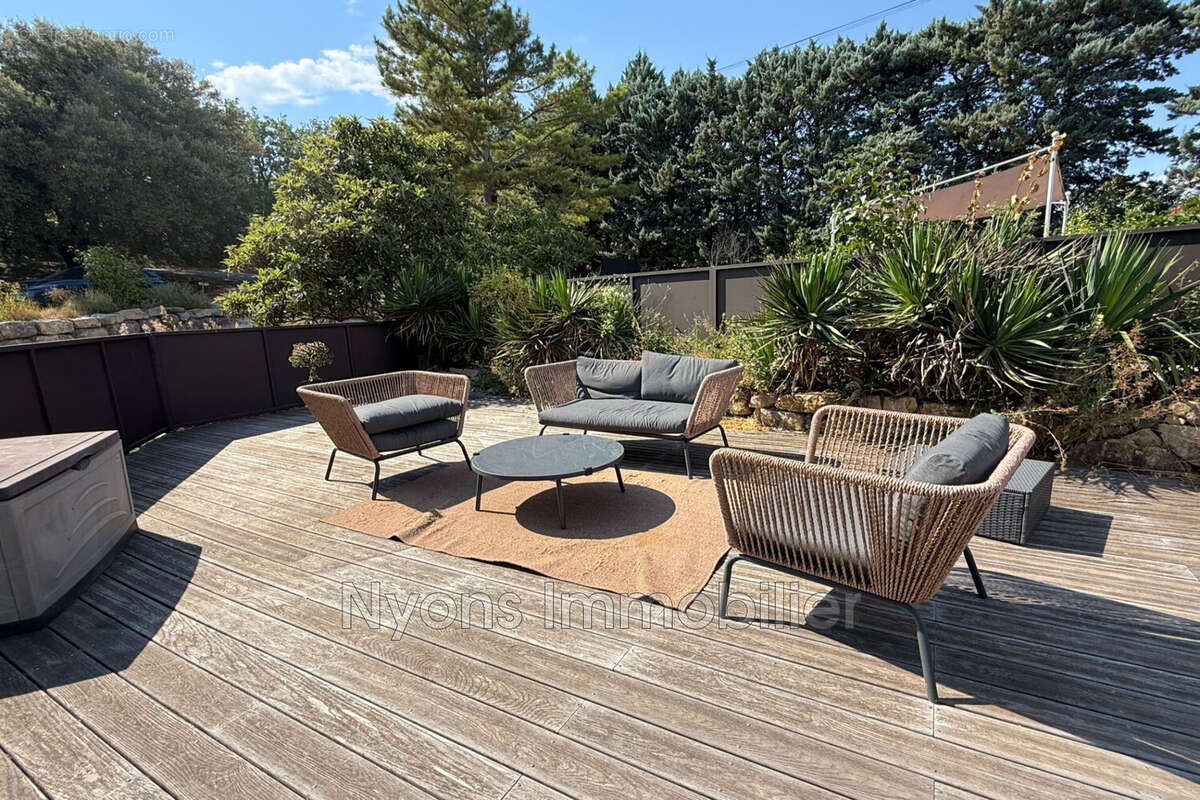 Maison 232 m² à Vinsobres  - photo 7