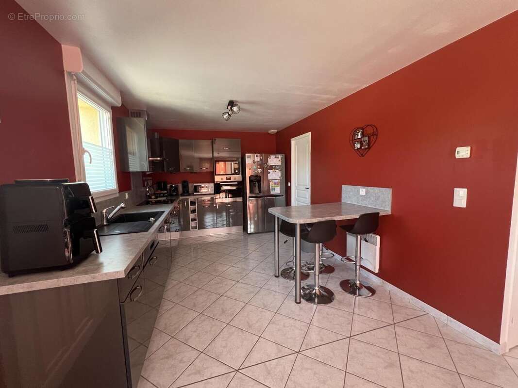 Maison 170 m² à Hieville  - photo 3