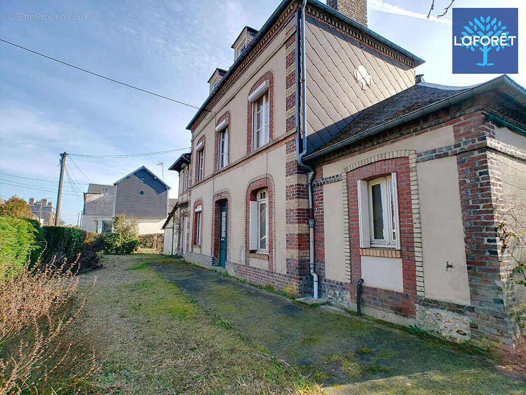 Maison à BERNAY