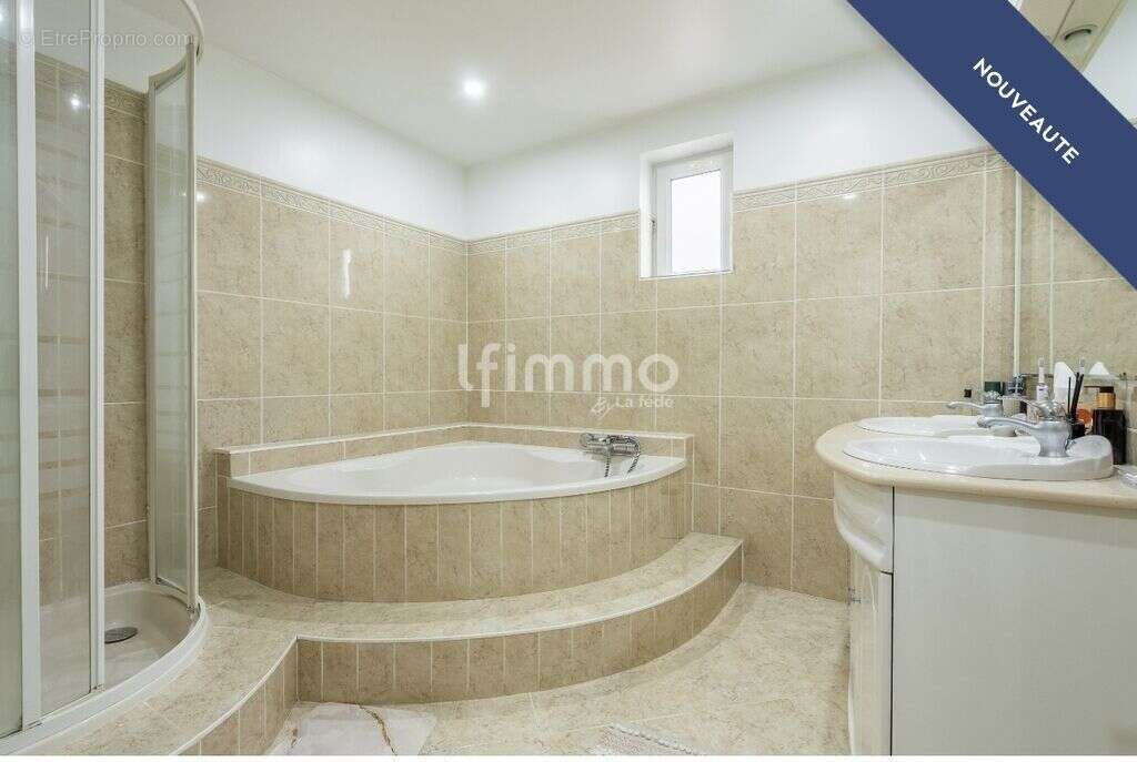 Maison à NOISY-LE-GRAND