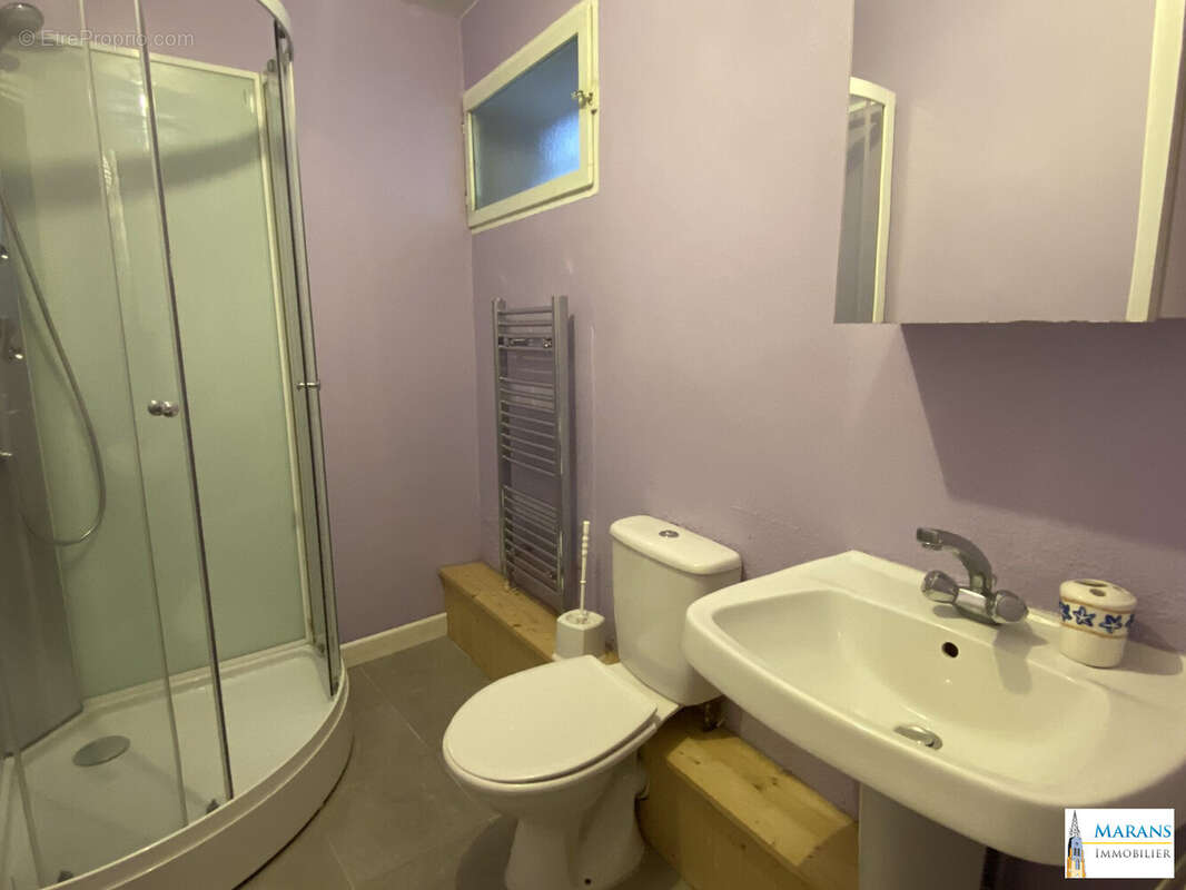 Maison 69 m² à Le Poire-Sur-Velluire  - photo 2