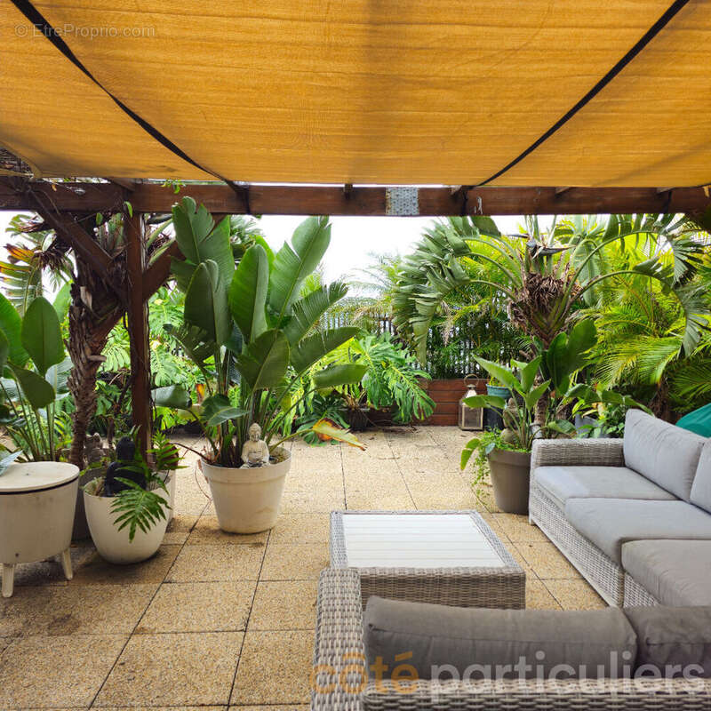 Appartement à SAINT-DENIS
