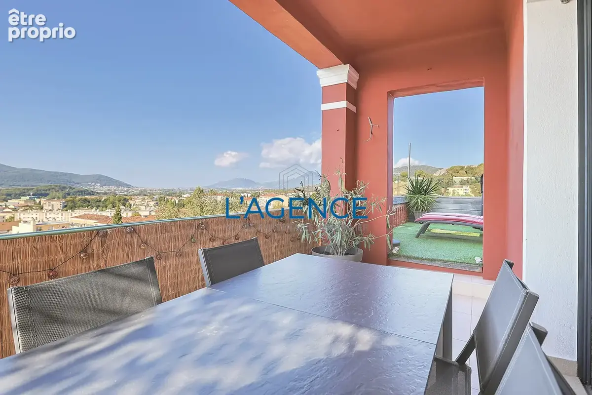 Superbe T5 vue mer avec terrasse et parking - photo 14