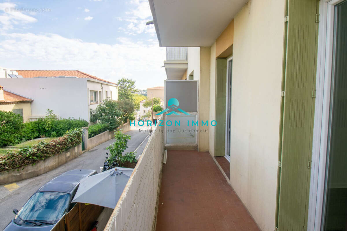 Appartement à SAINT-LAURENT-DU-VAR