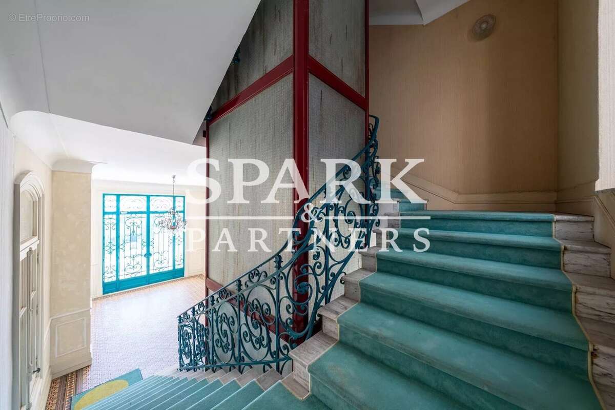 Appartement à BEAULIEU-SUR-MER