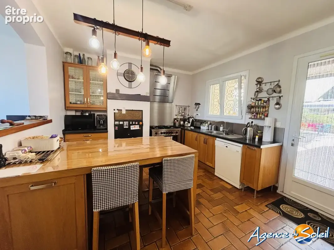 Maison 6 pièces 224 m² à vendre à Armissan (11110) - photo 5