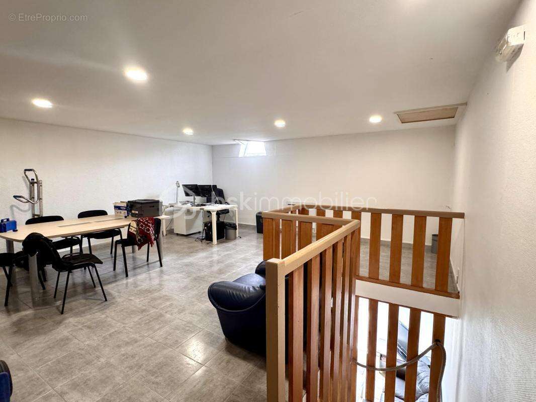 Commerce à JOUE-LES-TOURS