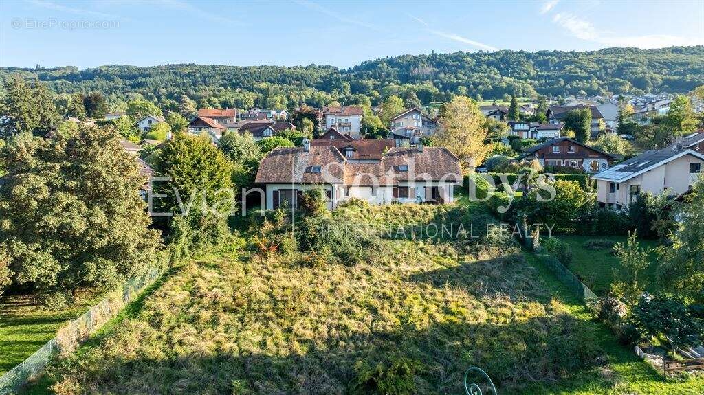Maison à NEUVECELLE