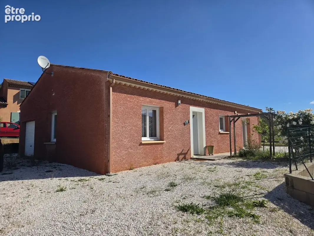 Villa T4 récente 98 m2 - Terrain 599 m2 piscinable - Garage - Vue campagne - photo 2