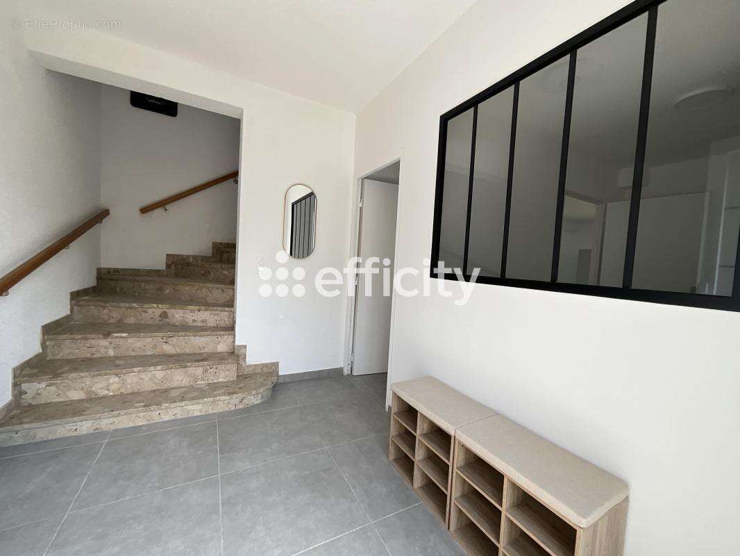 Maison 232 m² à Chomerac  - photo 5