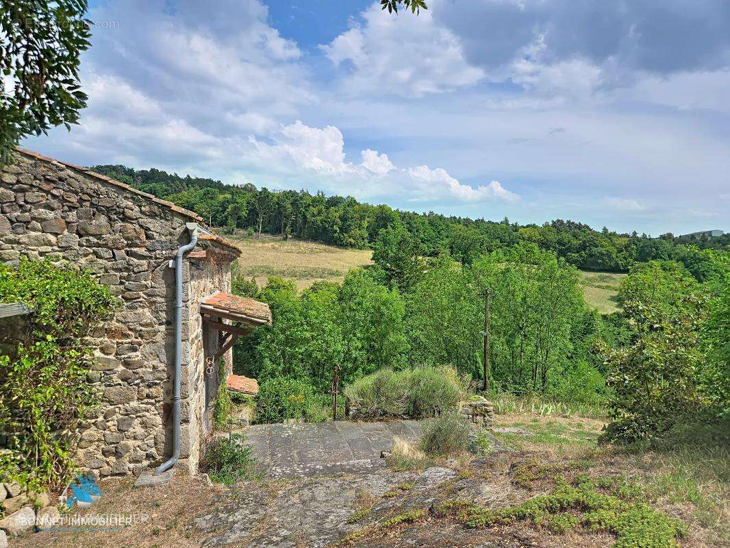 Maison de caractère - 220 m²- 6 pièces - Terrain de 1390 m² - photo 20