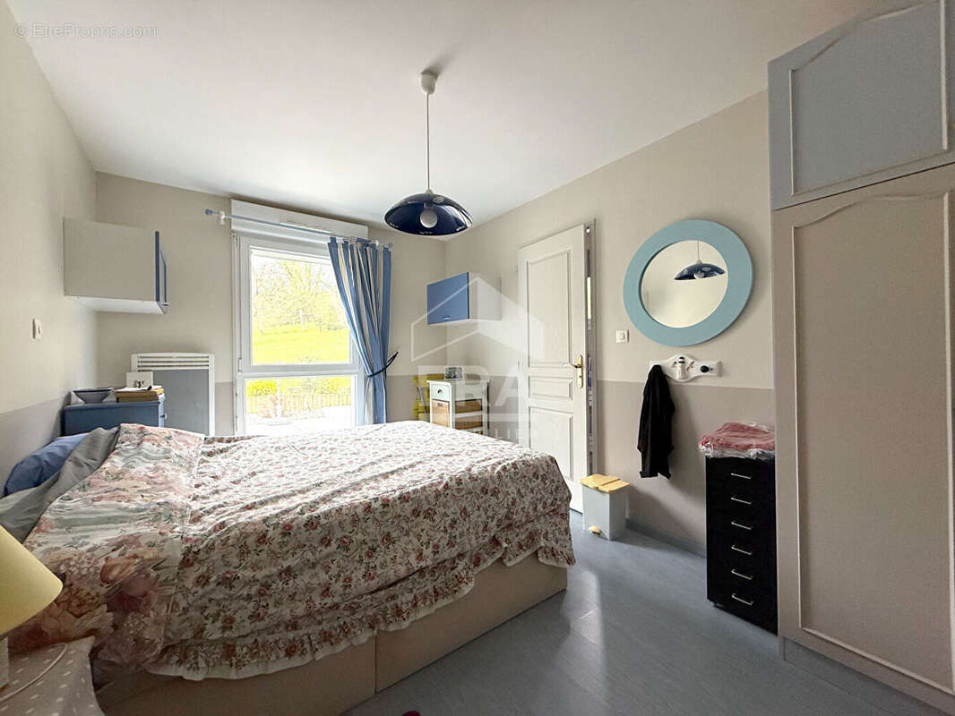 Maison à AIX-EN-ISSART