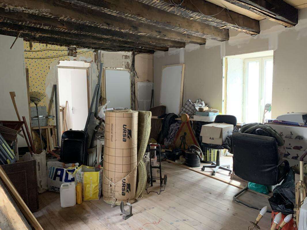 Maison à SAINT-VAURY