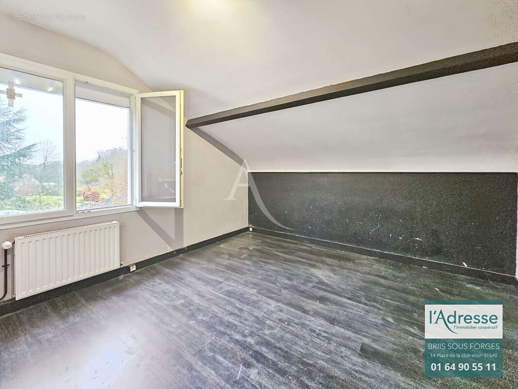 Maison à VAUGRIGNEUSE