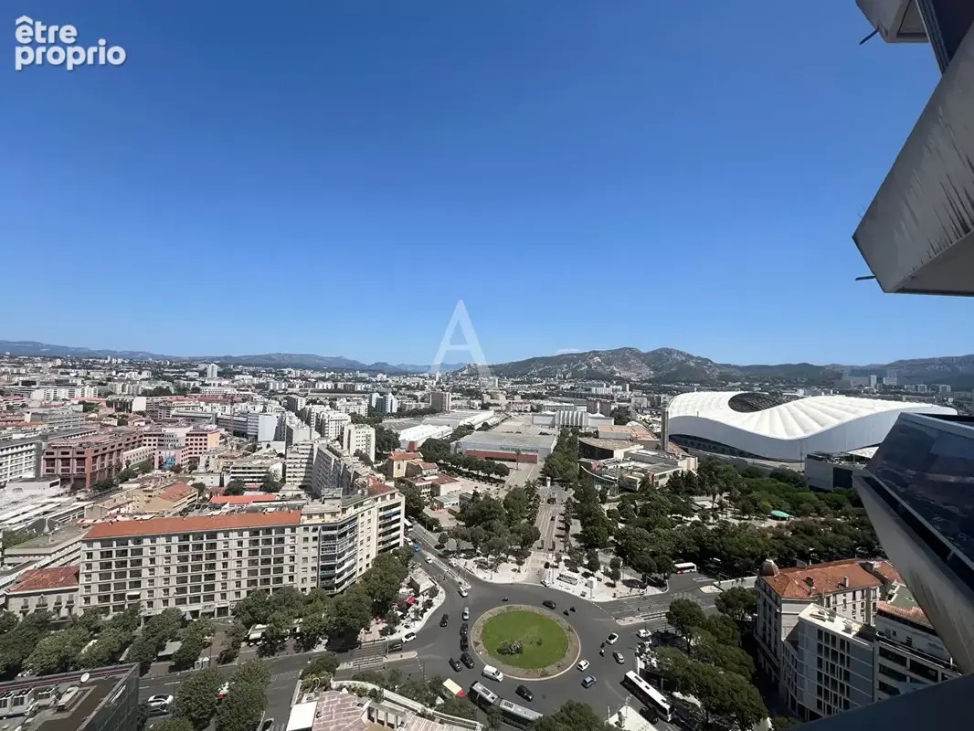 Appartement 2 pièces, 43 m2 avec terrasse vue panoramique Stade Vélodrome Le Grand Pavois 13008 Marseille - photo 10