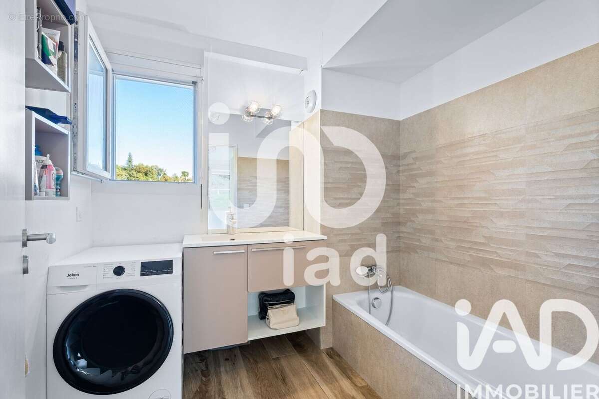 Photo 9 - Appartement à CHATEAUNEUF-GRASSE