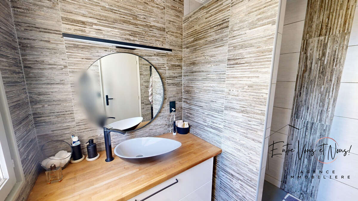 Maison 250 m² à Langon  - photo 8