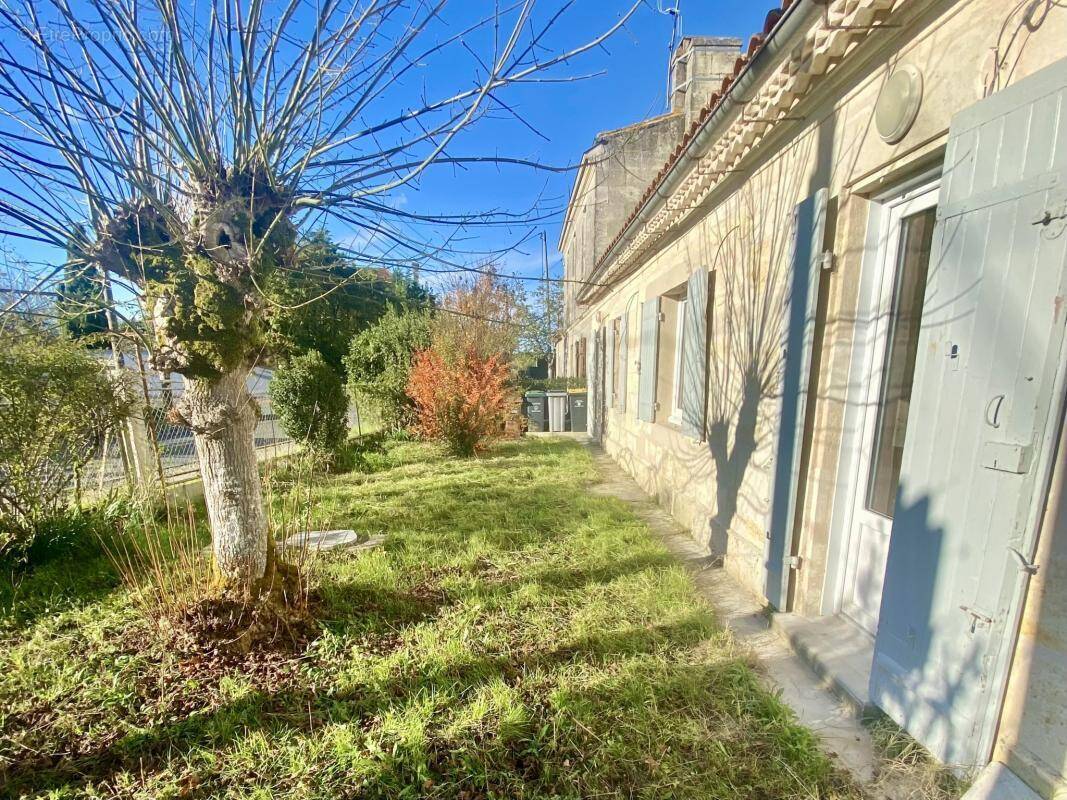 Maison à SAINT-LOUBES