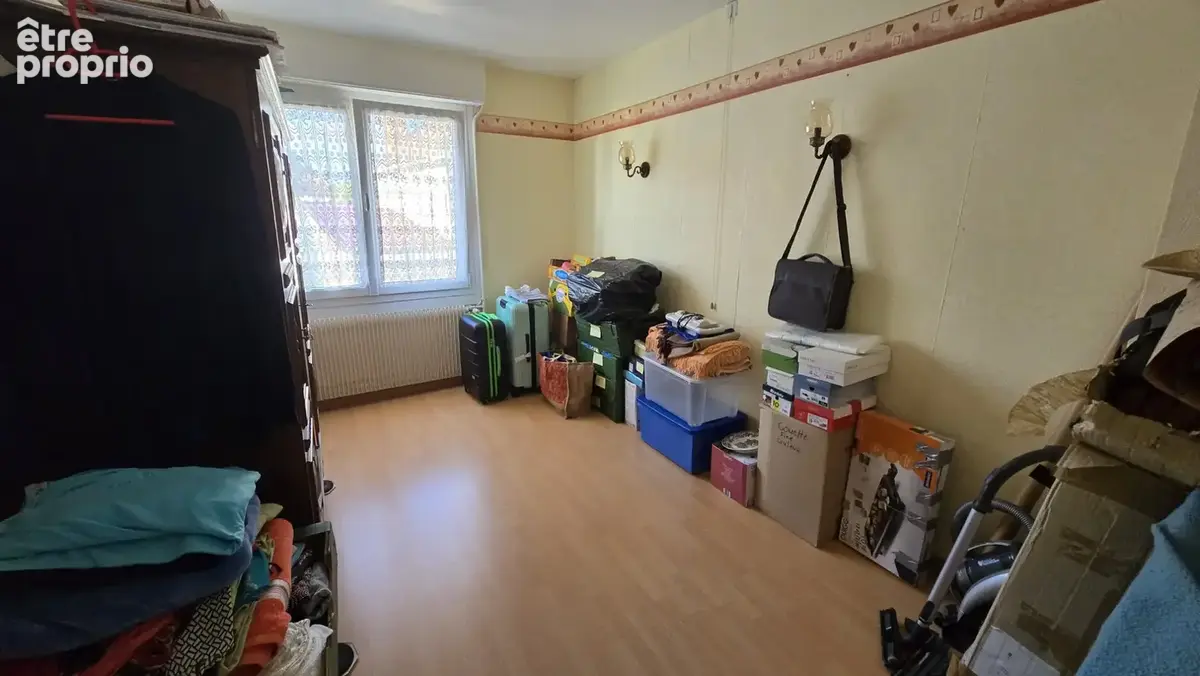réf 4028 Maison de ville entretenue avec jardin secteur Ecole des Carrières - photo 8