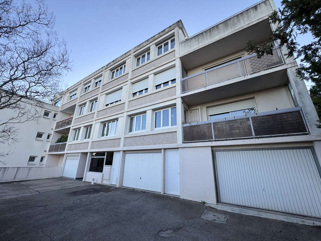 Appartement à NIMES